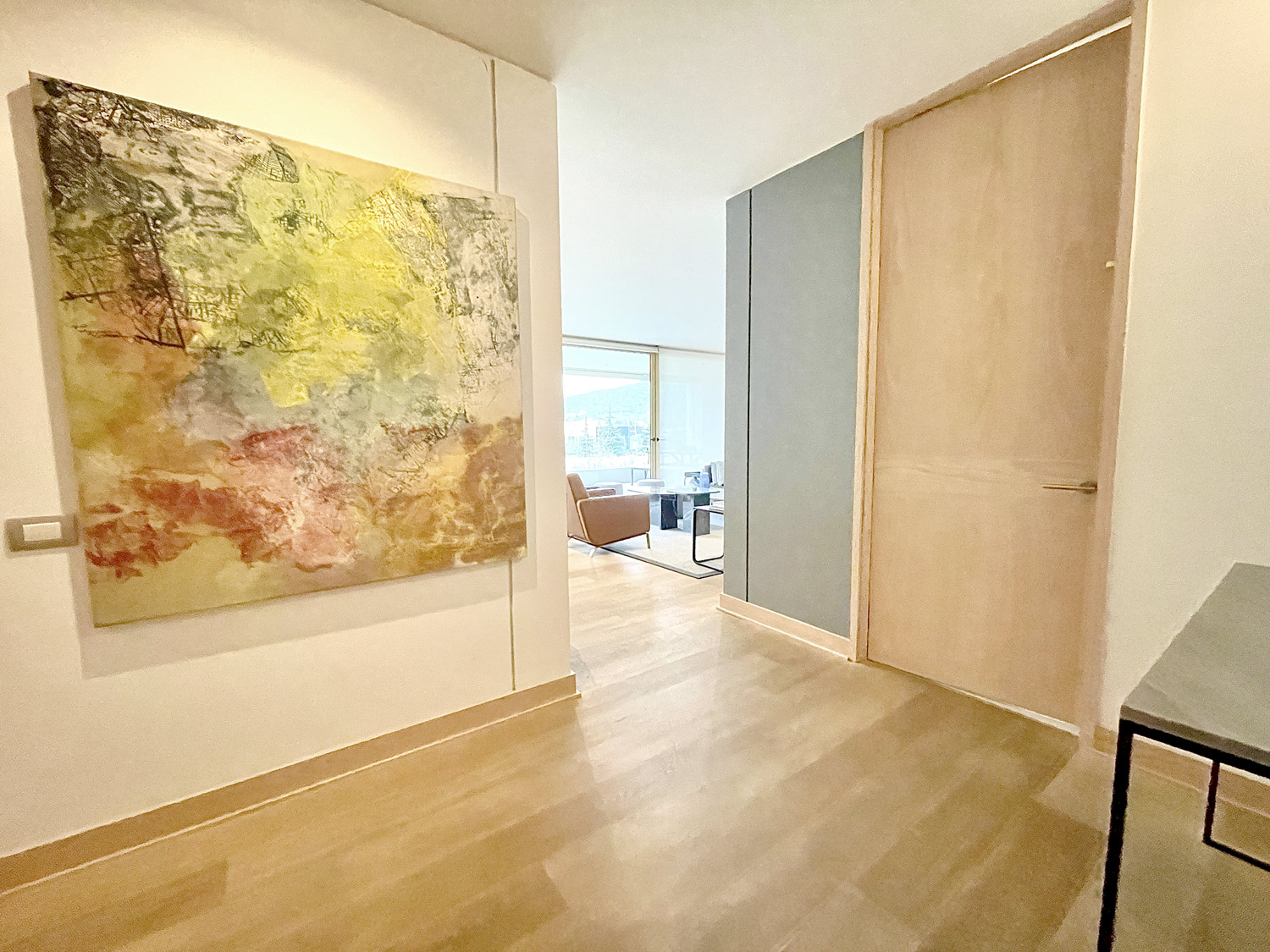 SE VENDE Moderno Dpto. en Manquehue Oriente, La Dehesa