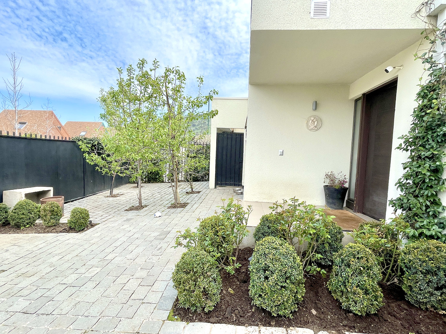 SE VENDE linda casa en Huinganal, en perfecto estado!