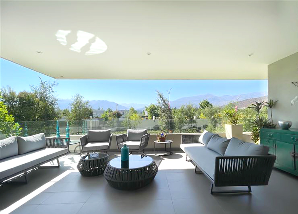 SE VENDE ESPECTACULAR DUPLEX CON JARDIN PROPIO